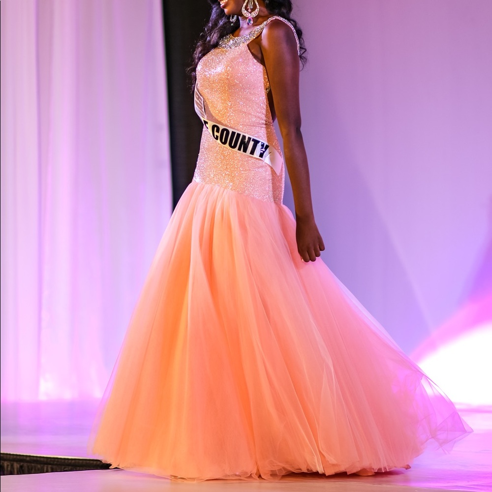 Sherri Hill gown